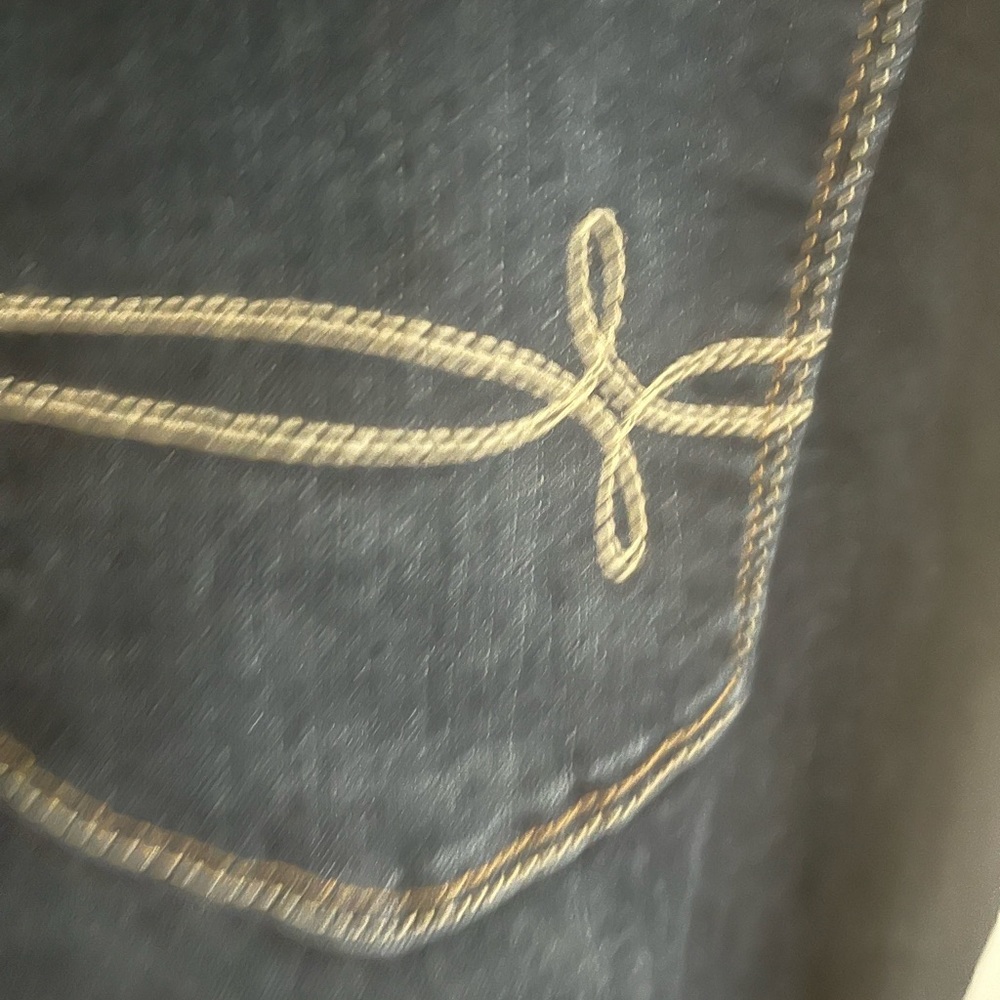 Denizen by Levi’s size 12 dark wash women’s jeans. No distressing. - Picture 3 of 5